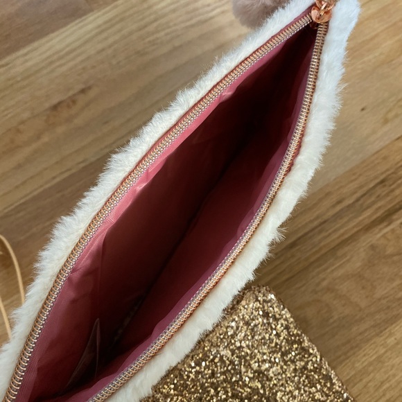 Charming Charlie 3 piece pouch set - Picture 4 of 7